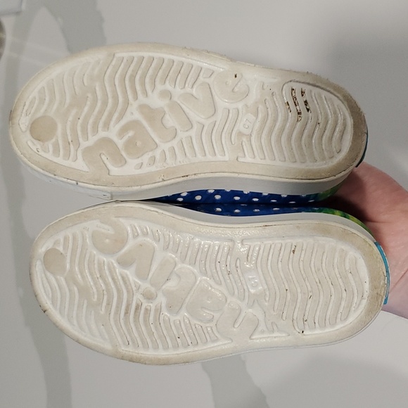 Native Tie Dye Rainbow Water Shoes Size 7 - Picture 4 of 6